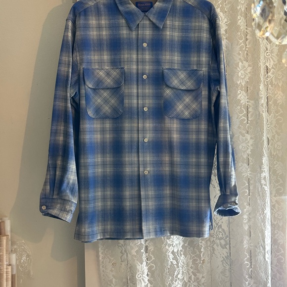 Pendleton board shirt, size large, regular blue, and white - Picture 6 of 6